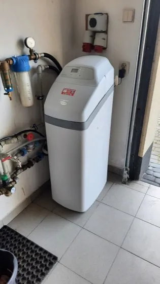 Montaż zmiękczacza wody EcoWater, realizacja TĘCZAMED nr 16