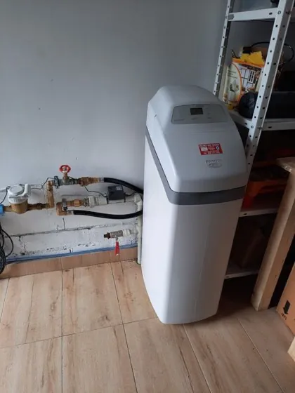 Montaż zmiękczacza wody EcoWater, realizacja TĘCZAMED nr 18